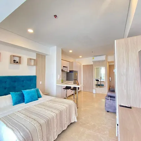 Apartamento Hermoso Aparta En Crespo A 5 Minutos Caminando Del Aeropuerto Primera Línea Mar *