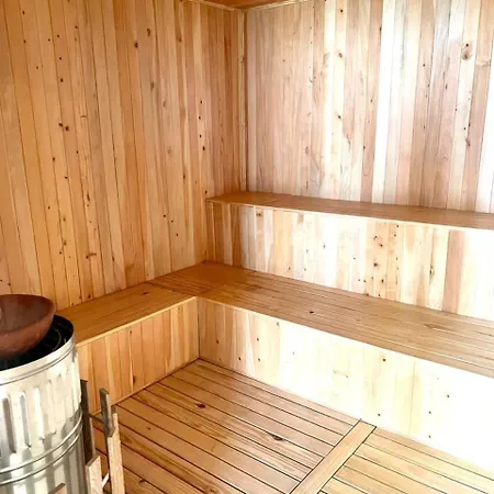 Apartment Hermoso Aparta En Crespo A 5 Minutos Caminando Del Aeropuerto Primera Linea Mar